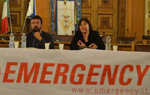 Emergency, Cecilia Strada a Bari: Il problema profughi? Siamo noi a volere le guerre